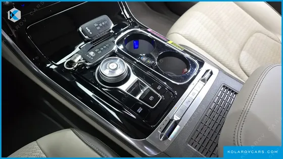 KIA CARNIVAL DIESEL 9-SEATER HI-LIMOUSINE