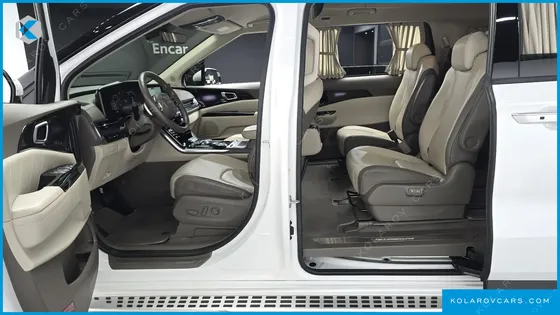 KIA CARNIVAL DIESEL 9-SEATER HI-LIMOUSINE