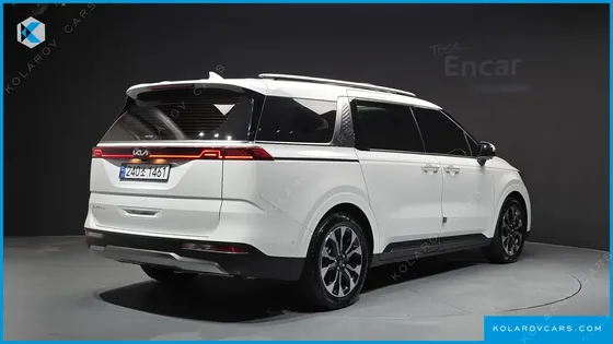 KIA CARNIVAL GASOLINE 9-SEATER SIGNATURE
