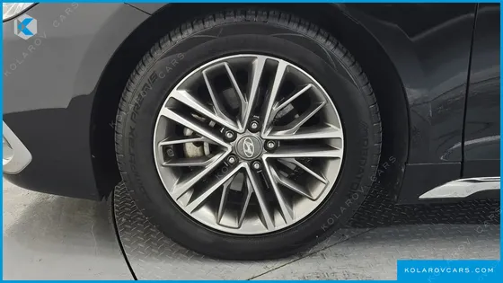 HYUNDAI GRANDEUR 3.0 MODREN BASIC (RENTAL CAR)