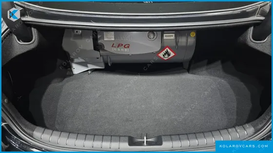 HYUNDAI GRANDEUR 3.0 MODREN BASIC (RENTAL CAR)
