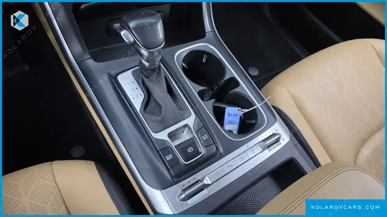 KIA CARNIVAL DIESEL 9-SEATER PRESTIGE