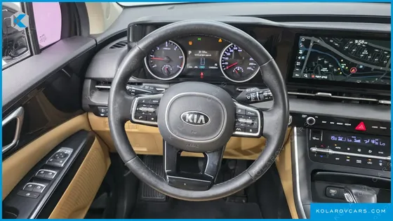 KIA CARNIVAL DIESEL 9-SEATER PRESTIGE