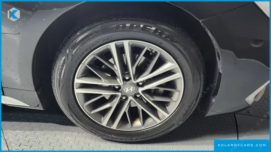HYUNDAI GRANDEUR 3.0 LPI MODERN BASIC (RENTAL CAR)
