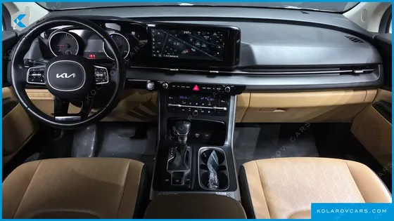 KIA CARNIVAL DIESEL 9-SEATER PRESTIGE