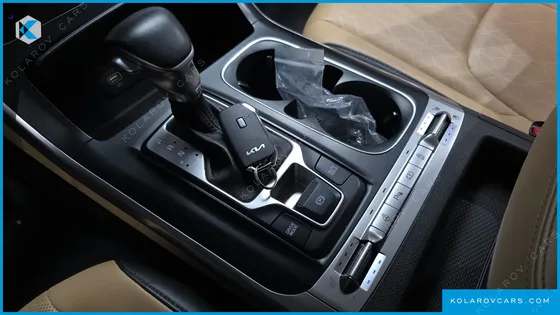 KIA CARNIVAL DIESEL 9-SEATER PRESTIGE