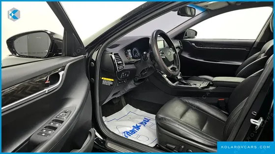 HYUNDAI GRANDEUR 2.4 PREMIUM