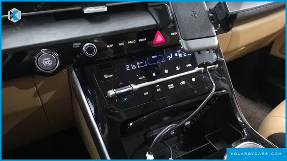 KIA CARNIVAL DIESEL 9-SEATER NOBLESSE