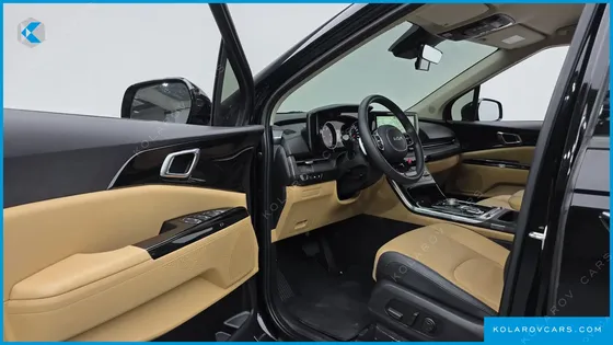 KIA CARNIVAL DIESEL 9-SEATER NOBLESSE