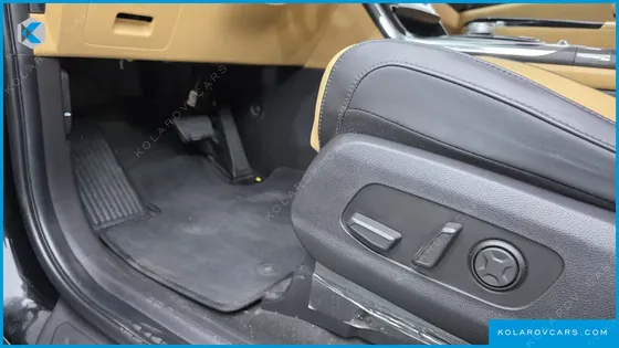 KIA CARNIVAL DIESEL 9-SEATER NOBLESSE