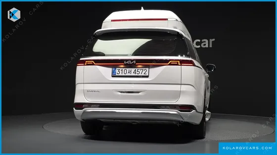 KIA CARNIVAL GASOLINE 7-SEATER HI-LIMOUSINE