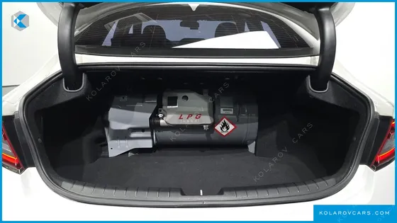HYUNDAI GRANDEUR 3.0 LPI MODERN BASIC (RENTAL CAR)