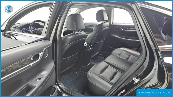HYUNDAI GRANDEUR 2.4 PREMIUM