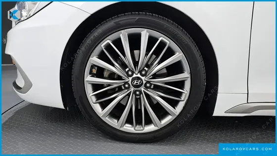 HYUNDAI GRANDEUR 2.4 PREMIUM