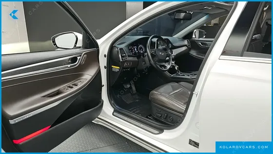 HYUNDAI GRANDEUR 2.4 PREMIUM