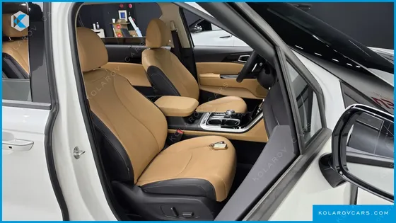 KIA CARNIVAL GASOLINE 7-SEATER SIGNATURE