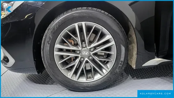 HYUNDAI GRANDEUR 2.4 PREMIUM