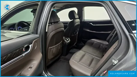 HYUNDAI GRANDEUR 2.4 PREMIUM