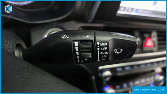 HYUNDAI GRANDEUR 3.0 EXCLUSIVE