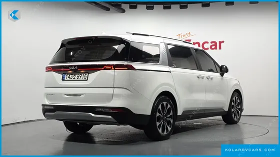KIA CARNIVAL DIESEL 9-SEATER PRESTIGE