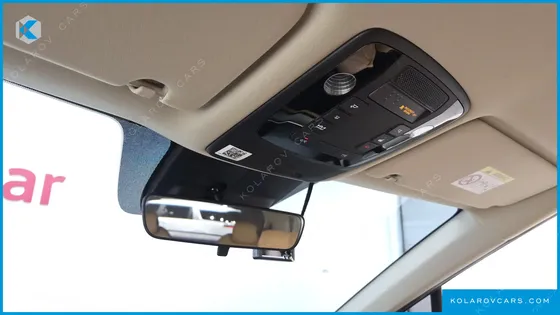KIA CARNIVAL DIESEL 9-SEATER PRESTIGE