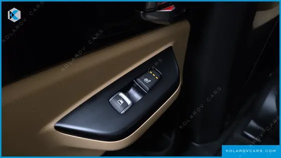 KIA CARNIVAL DIESEL 9-SEATER PRESTIGE