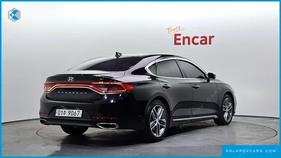 HYUNDAI GRANDEUR 3.0 PREMIUM