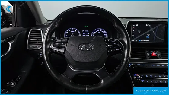 HYUNDAI GRANDEUR 3.0 PREMIUM