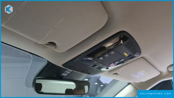 KIA CARNIVAL GASOLINE 9-SEATER NOBLESSE