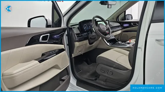 KIA CARNIVAL GASOLINE 7-SEATER SIGNATURE