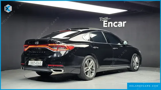 HYUNDAI GRANDEUR 3.0 LPI EXCLUSIVE (RENTAL CAR)