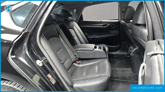 HYUNDAI GRANDEUR 3.0 LPI EXCLUSIVE (RENTAL CAR)