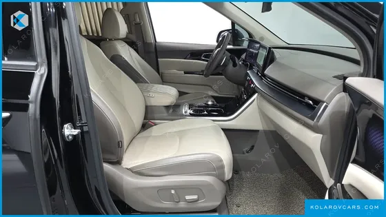 KIA CARNIVAL DIESEL 9-SEATER HI-LIMOUSINE