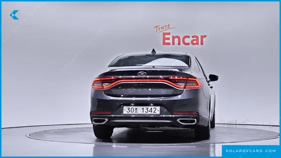 HYUNDAI GRANDEUR 2.2 DIESEL PREMIUM