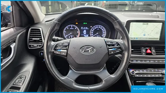 HYUNDAI GRANDEUR 2.2 DIESEL PREMIUM