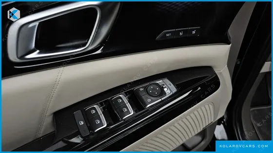 KIA CARNIVAL GASOLINE 7-SEATER HI-LIMOUSINE