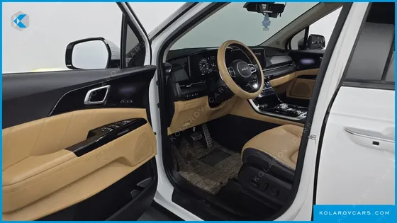 KIA CARNIVAL DIESEL 9-SEATER SIGNATURE