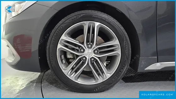 HYUNDAI GRANDEUR 3.0 EXCLUSIVE