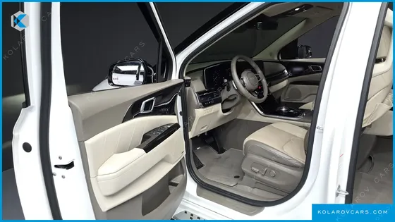 KIA CARNIVAL DIESEL 9-SEATER HI-LIMOUSINE