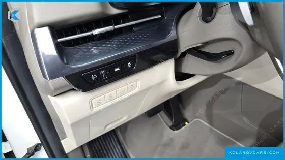KIA CARNIVAL DIESEL 9-SEATER HI-LIMOUSINE