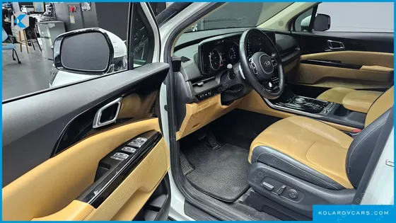 KIA CARNIVAL DIESEL 9-SEATER NOBLESSE