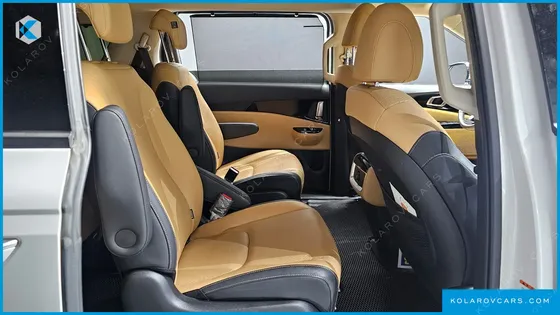 KIA CARNIVAL DIESEL 9-SEATER NOBLESSE