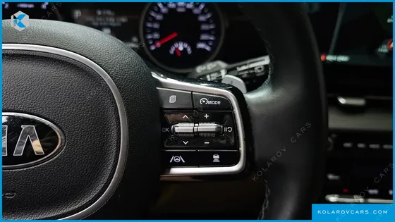KIA CARNIVAL DIESEL 9-SEATER NOBLESSE