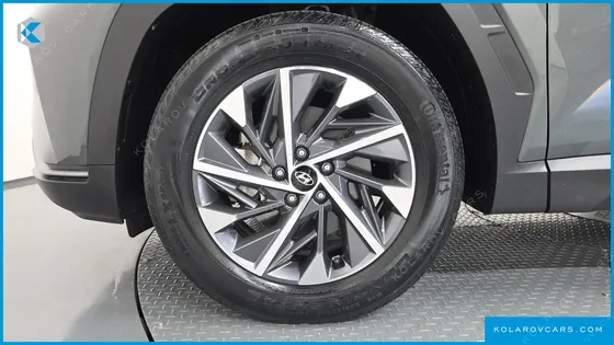 HYUNDAI TUCSON PREMIUM 2WD