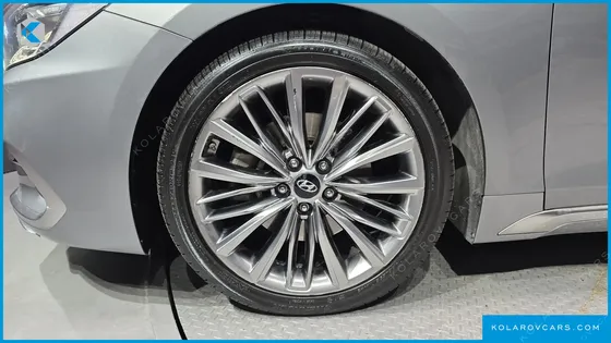 HYUNDAI GRANDEUR 3.0 EXCLUSIVE