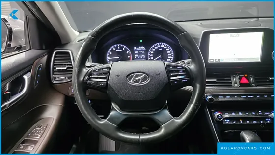 HYUNDAI GRANDEUR 3.0 EXCLUSIVE