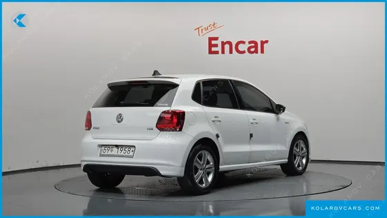 VOLKSWAGEN POLO 1.6 TDI R-LINE