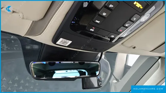 KIA CARNIVAL DIESEL 9-SEATER HI-LIMOUSINE(SPECIAL VEHICLE)