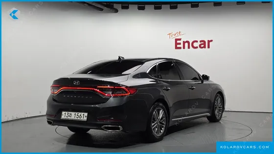 HYUNDAI GRANDEUR 2.4 PREMIUM