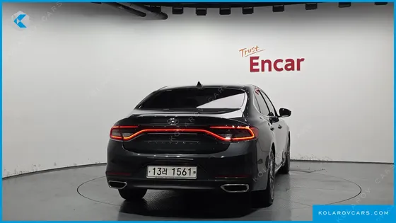 HYUNDAI GRANDEUR 2.4 PREMIUM